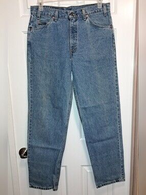Classic High-Waist Light Blue  Levii's Denim Jeans, New With Tags Style 555
